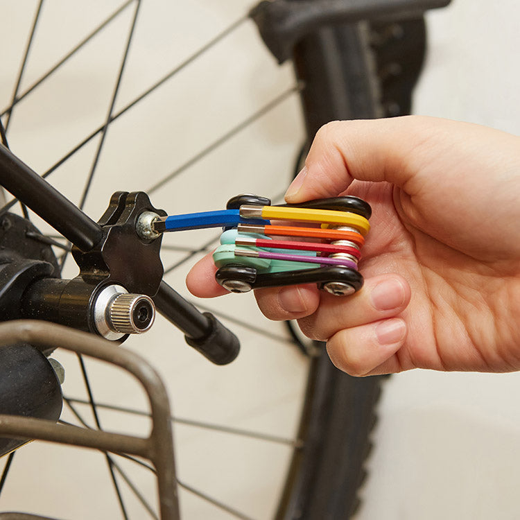 Kikkerland Rainbow 7-in-1 Multitool Fahrrad