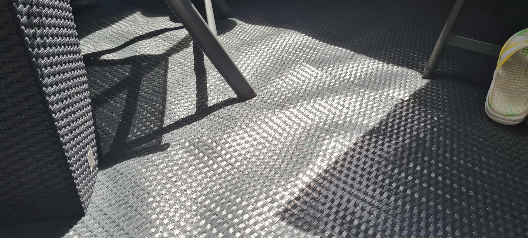 vidaXL Balkon-Sichtschutz Anthrazit 400x80cm PE Rattan-Optik