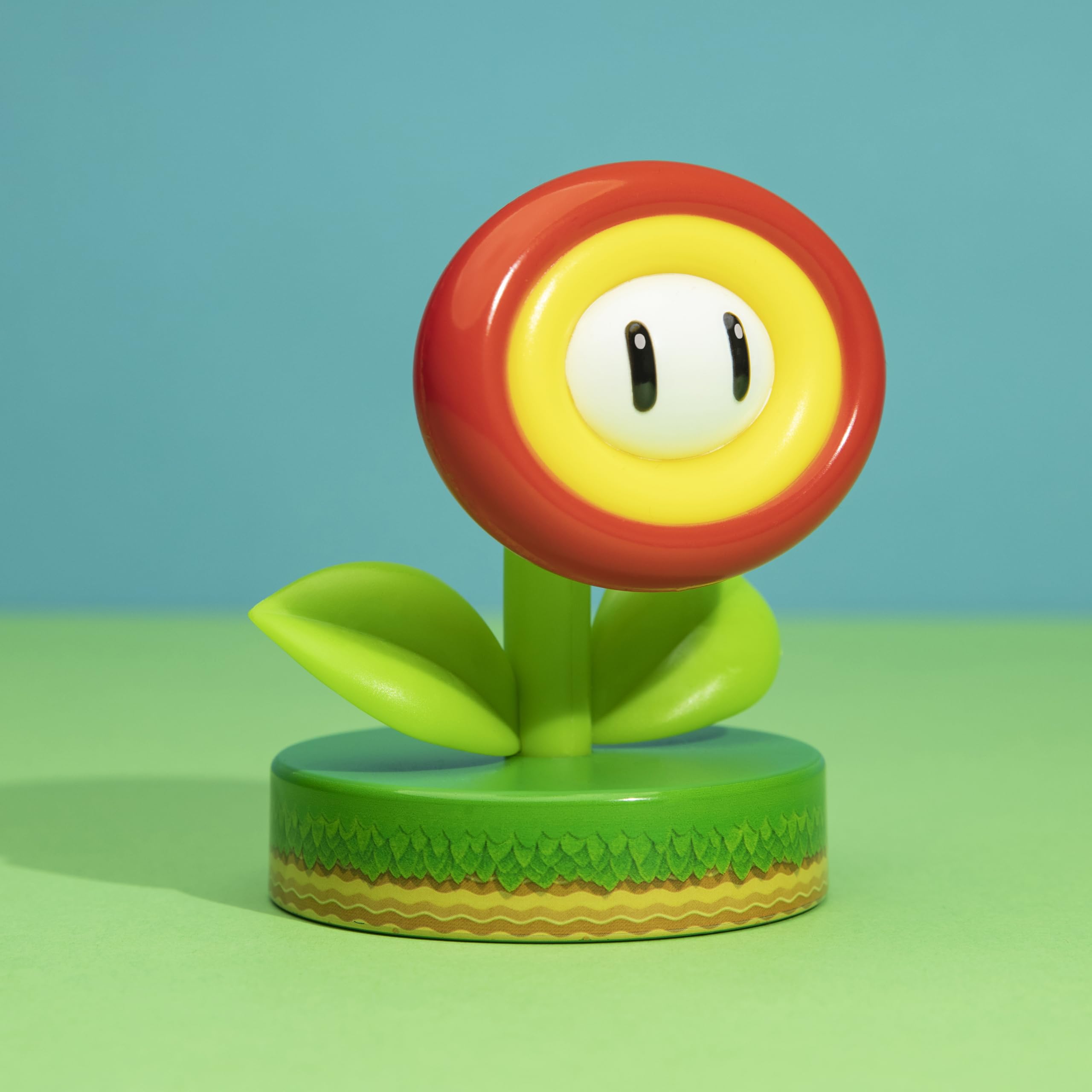 Paladone Super Mario Feuerblume Icon Licht 10 cm Batterie