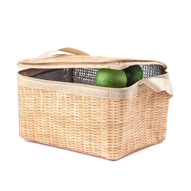 Kikkerland Kitchen Lunchbox Rattan-Optik mit Reißverschluss