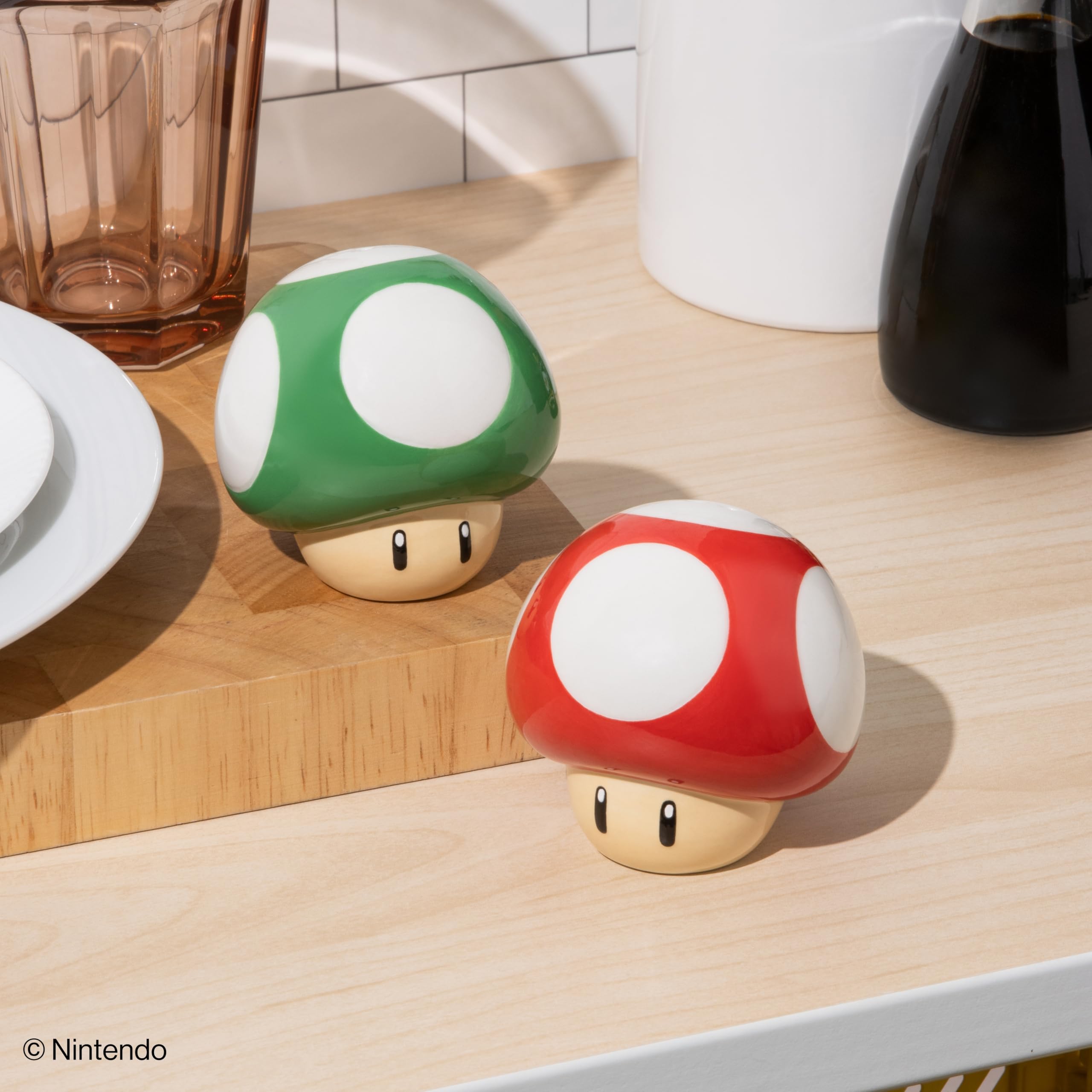 Paladone Super Mario Pilz Salz- und Pfefferstreuer Keramik 2er-Set