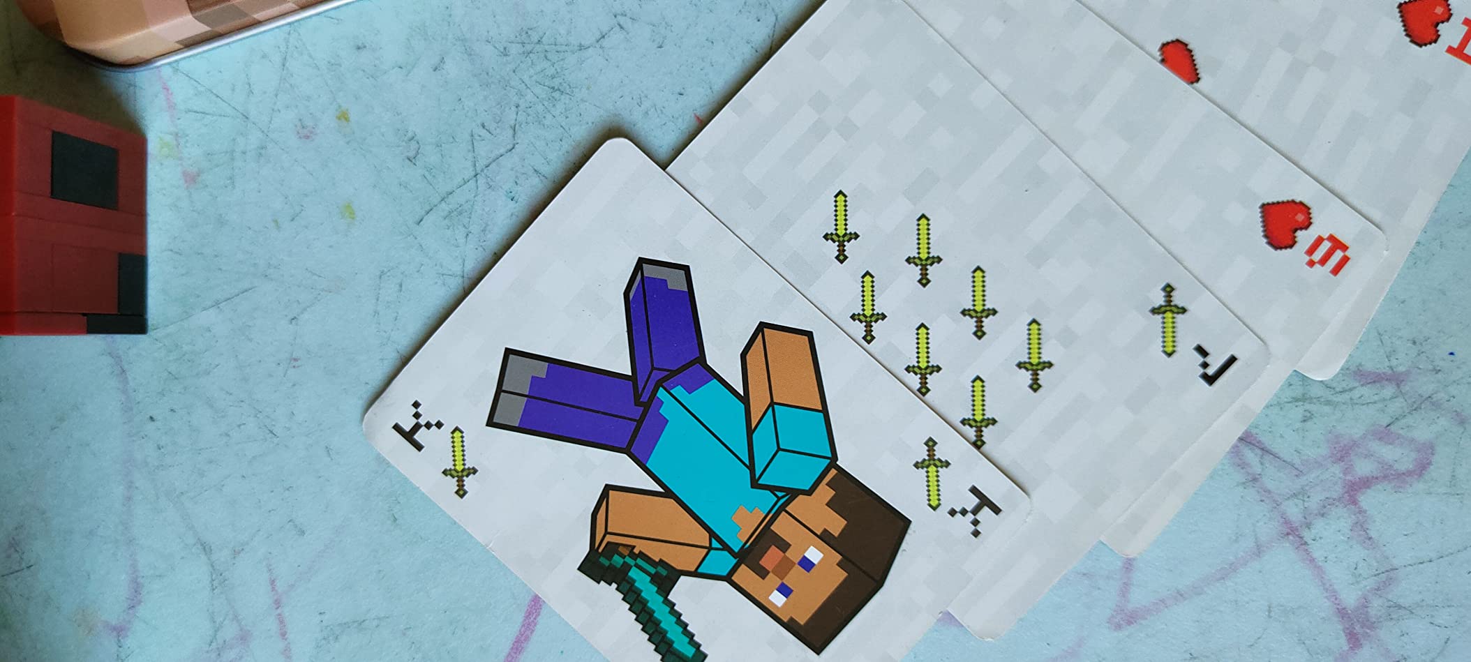 Paladone Minecraft Spielkarten Standarddeck mit Dose Geschenk