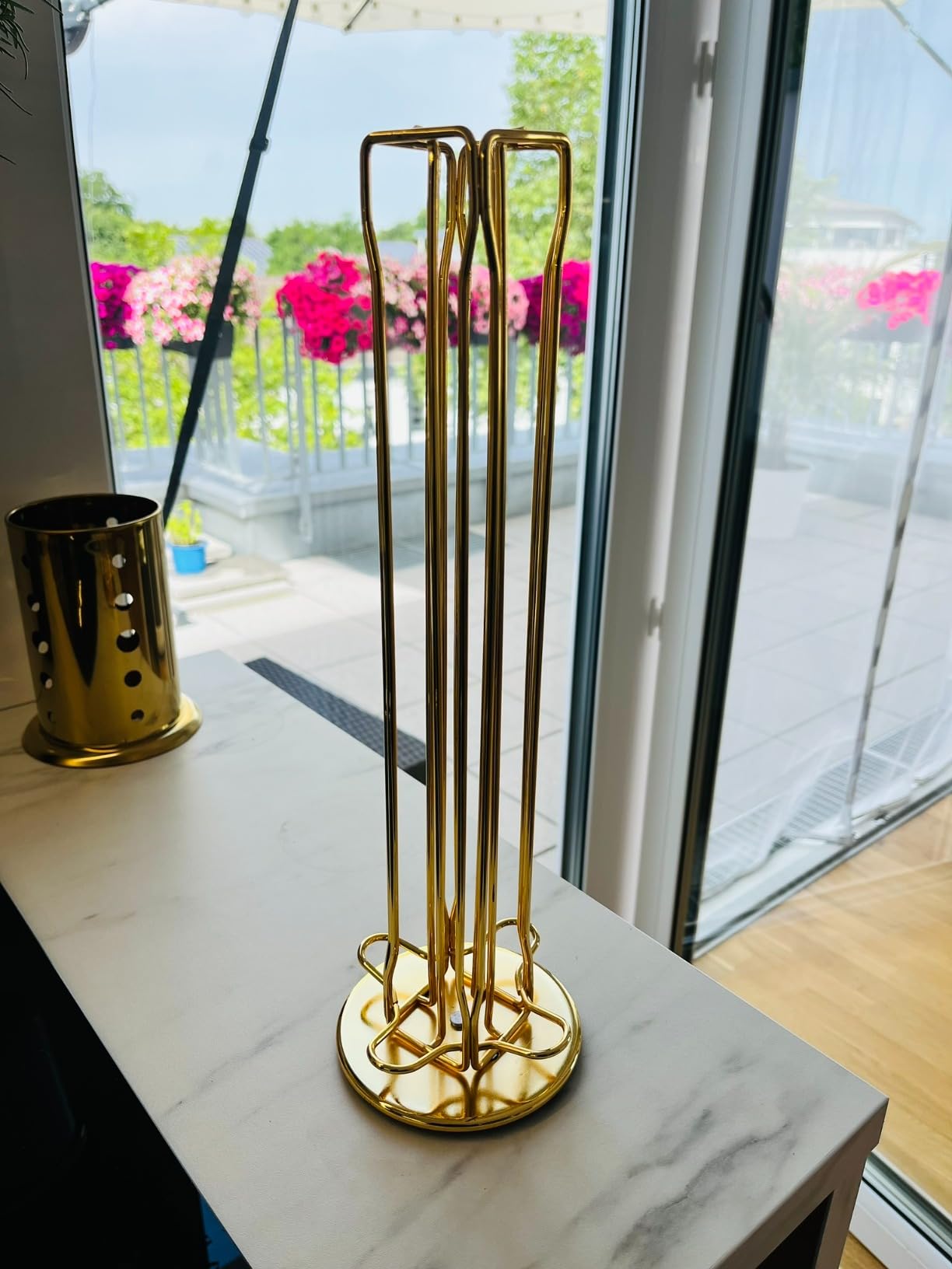 Intirilife Kapselhalter Gold 40 Nespresso Kapseln Eisen drehbar