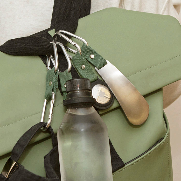 Kikkerland Home Schuhanzieher mit Karabiner Metall