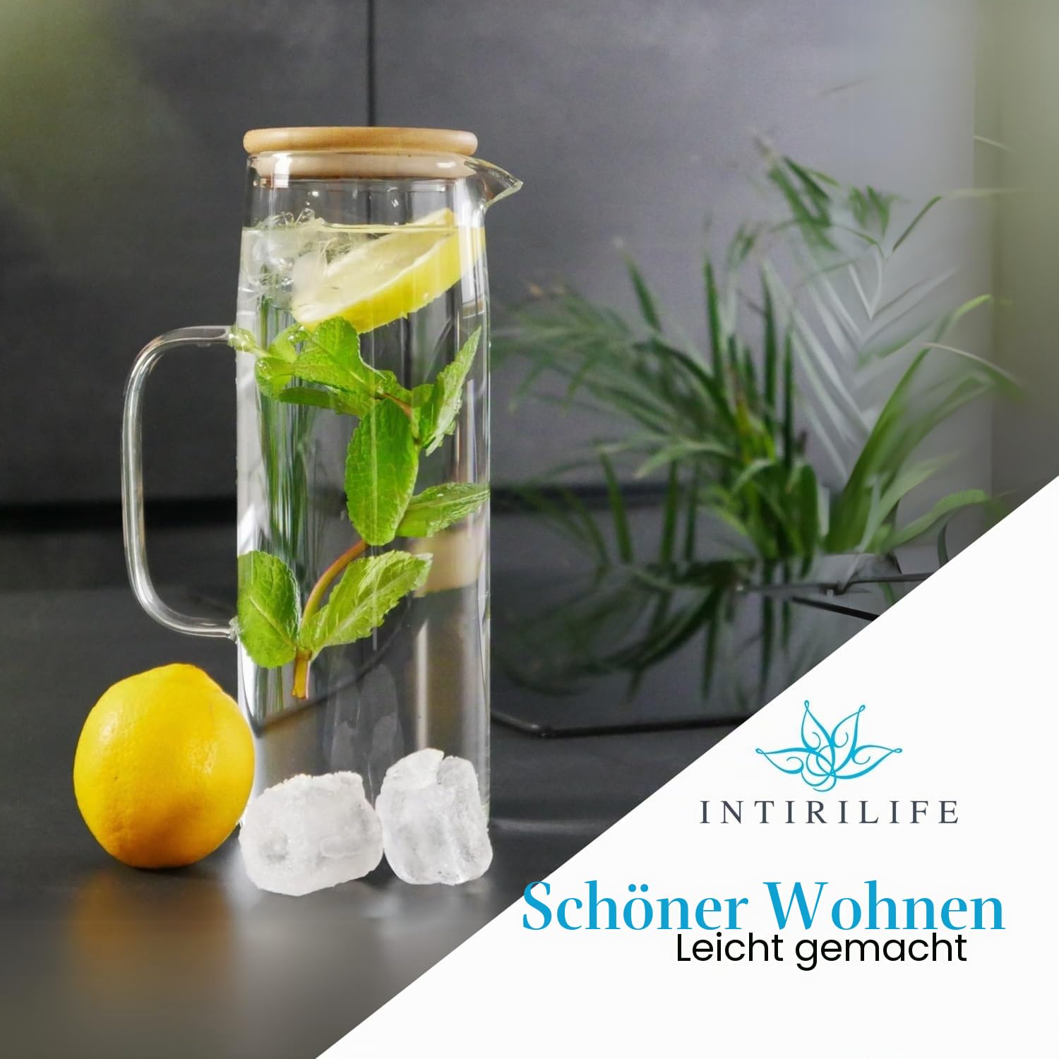 Intirilife Glaskaraffe Borosilikatglas 1,3 L Bambusdeckel