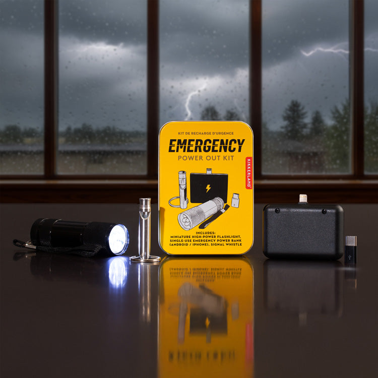 Kikkerland Tools & Wellness Emergency Power Out Kit Notfall-Set
