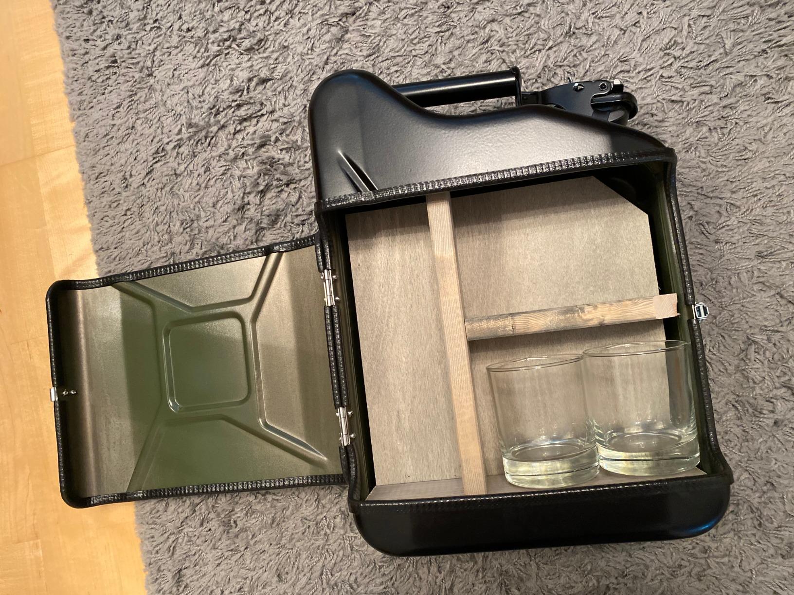 Mikamax Kanister Bar 10L Minibar Schwarz 2 Gläser