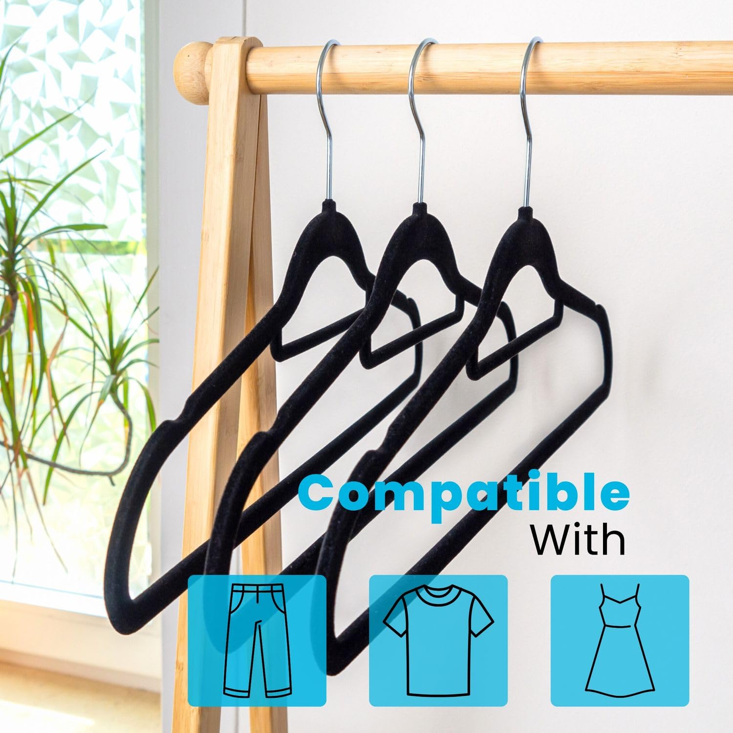 Intirilife Kleiderbügel Samt Schwarz 20 Stück 43,5 cm Antirutsch