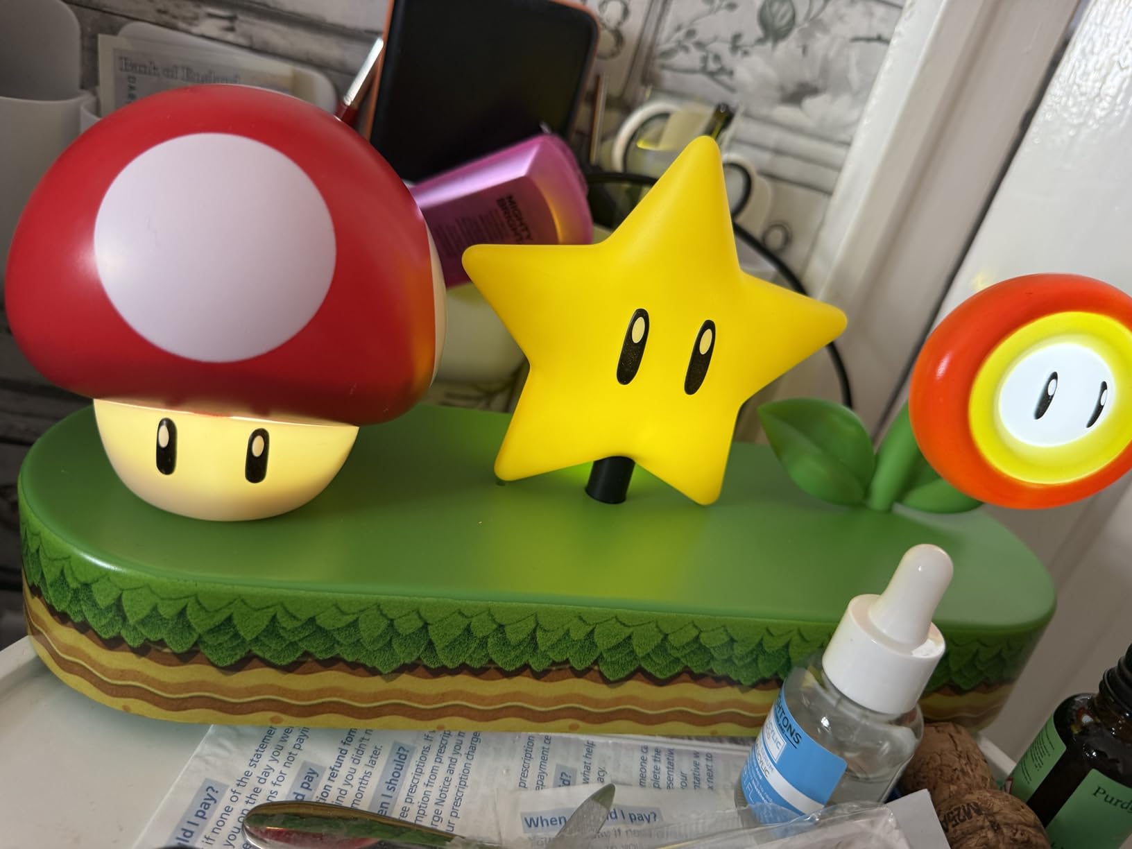 Paladone Super Mario Icon Light Schreibtischlicht 30 cm
