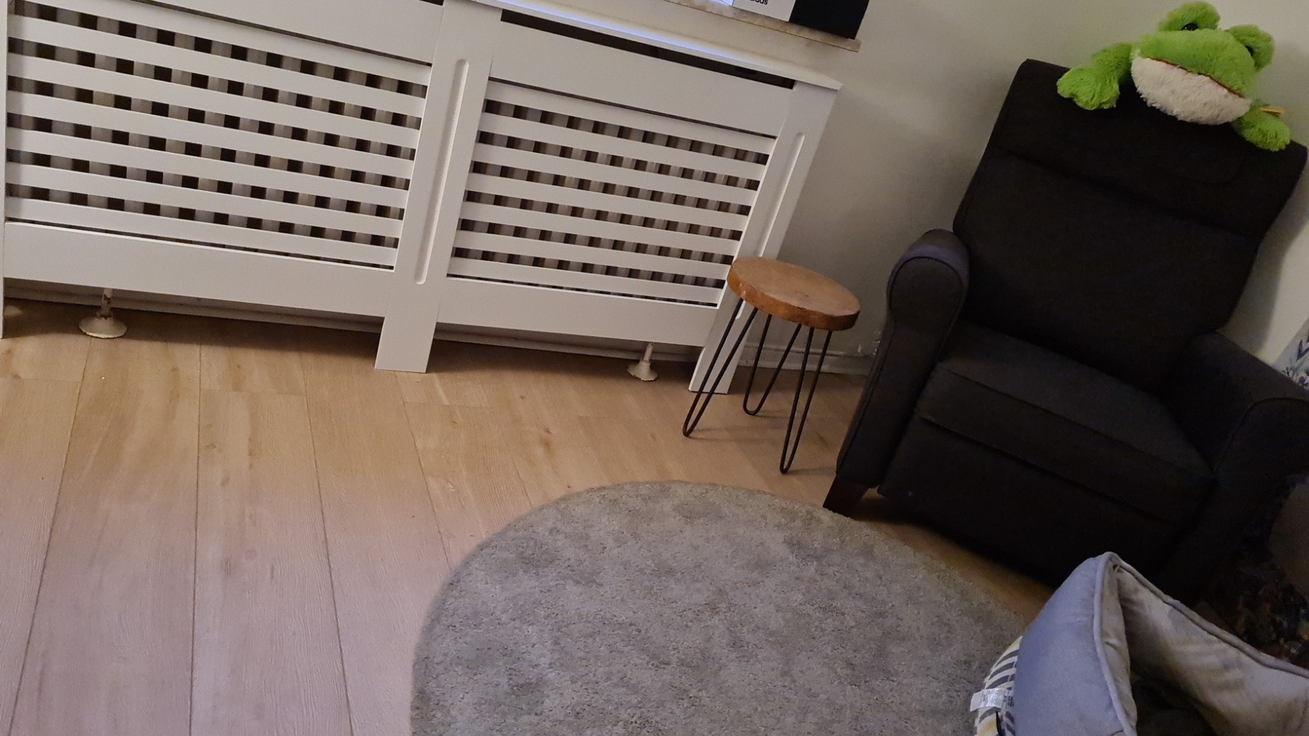 vidaXL Heimwerkerbedarf Heizkörperabdeckung 112 cm Weiß MDF