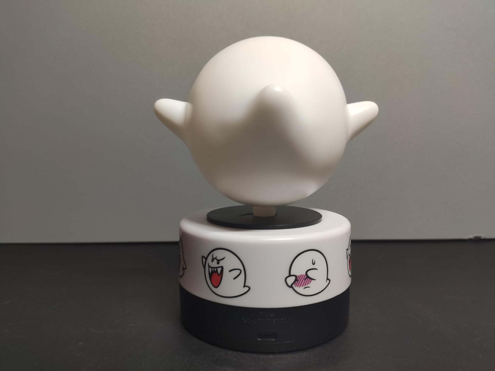 Paladone Super Mario Boo Nachtlicht mit Bewegungsmelder USB