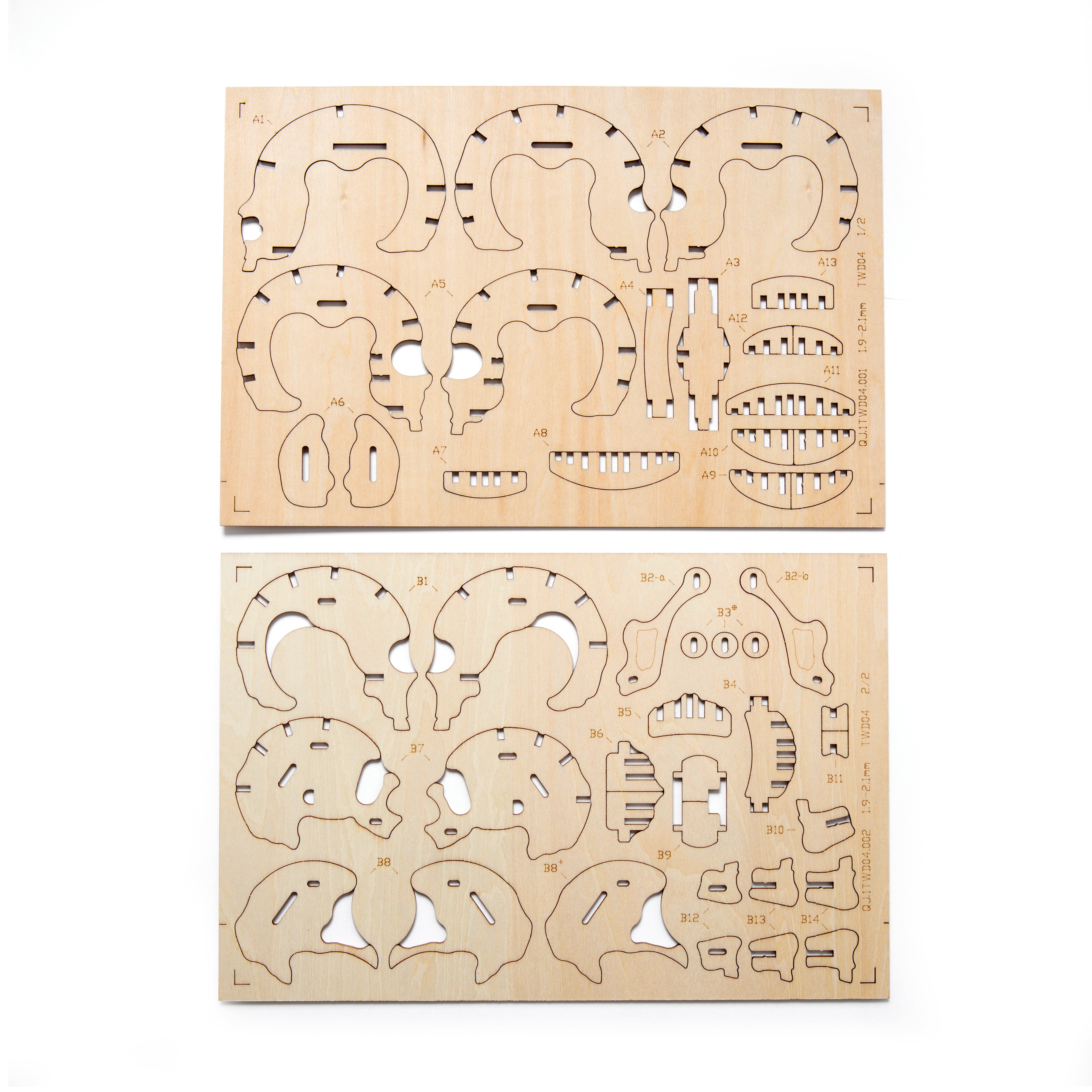 Kikkerland Skull 3D Holz Puzzle Totenkopf Modell
