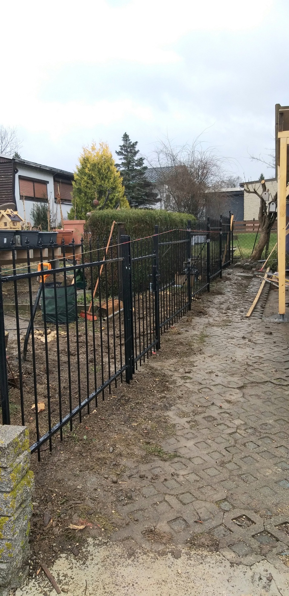 vidaXL Gartenzaun Speerspitzen Stahl 180x170 cm Schwarz