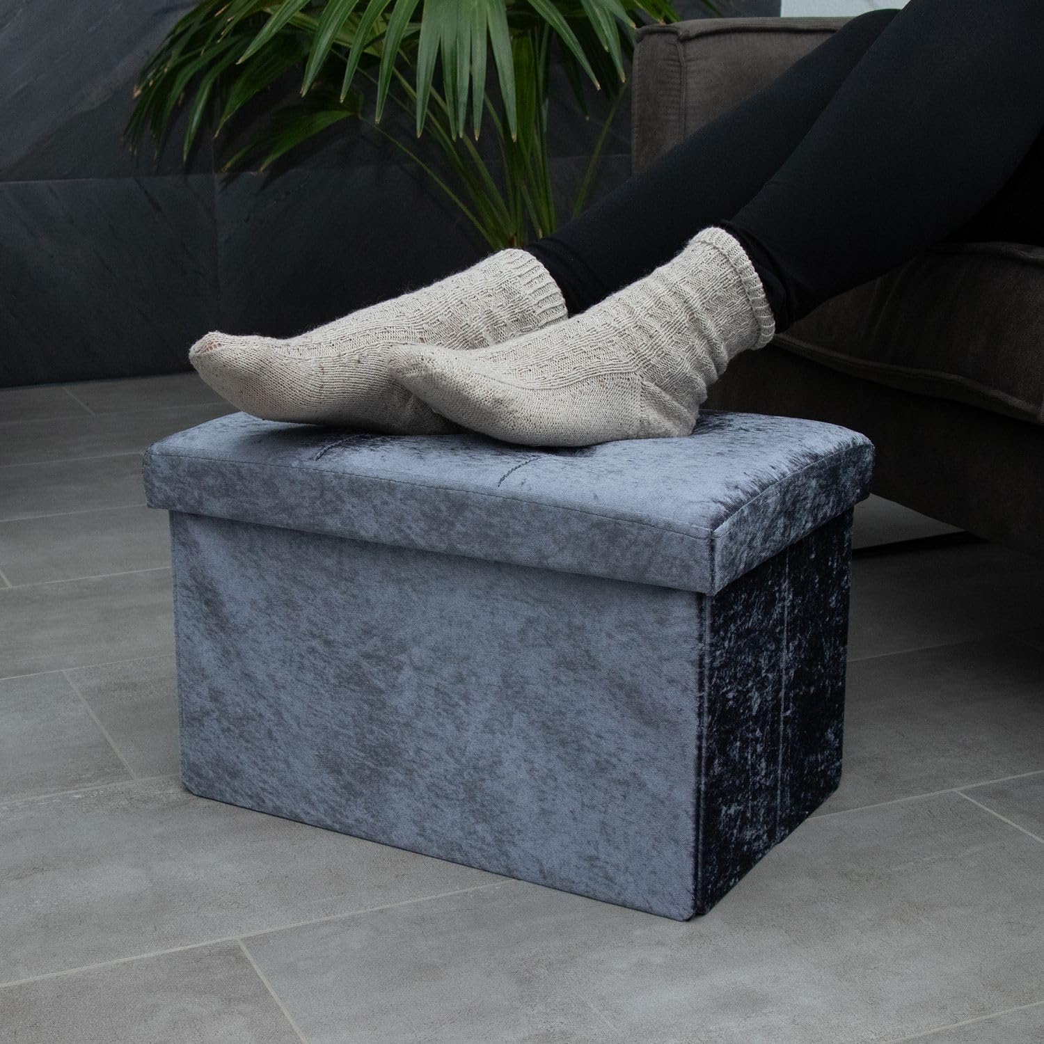Intirilife Sitzbank 49x30x30 Hocker Samt Grau mit Stauraum