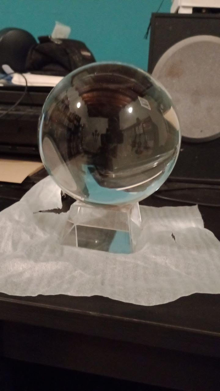 Intirilife Glaskugel Kristallklar 130 mm mit Ständer