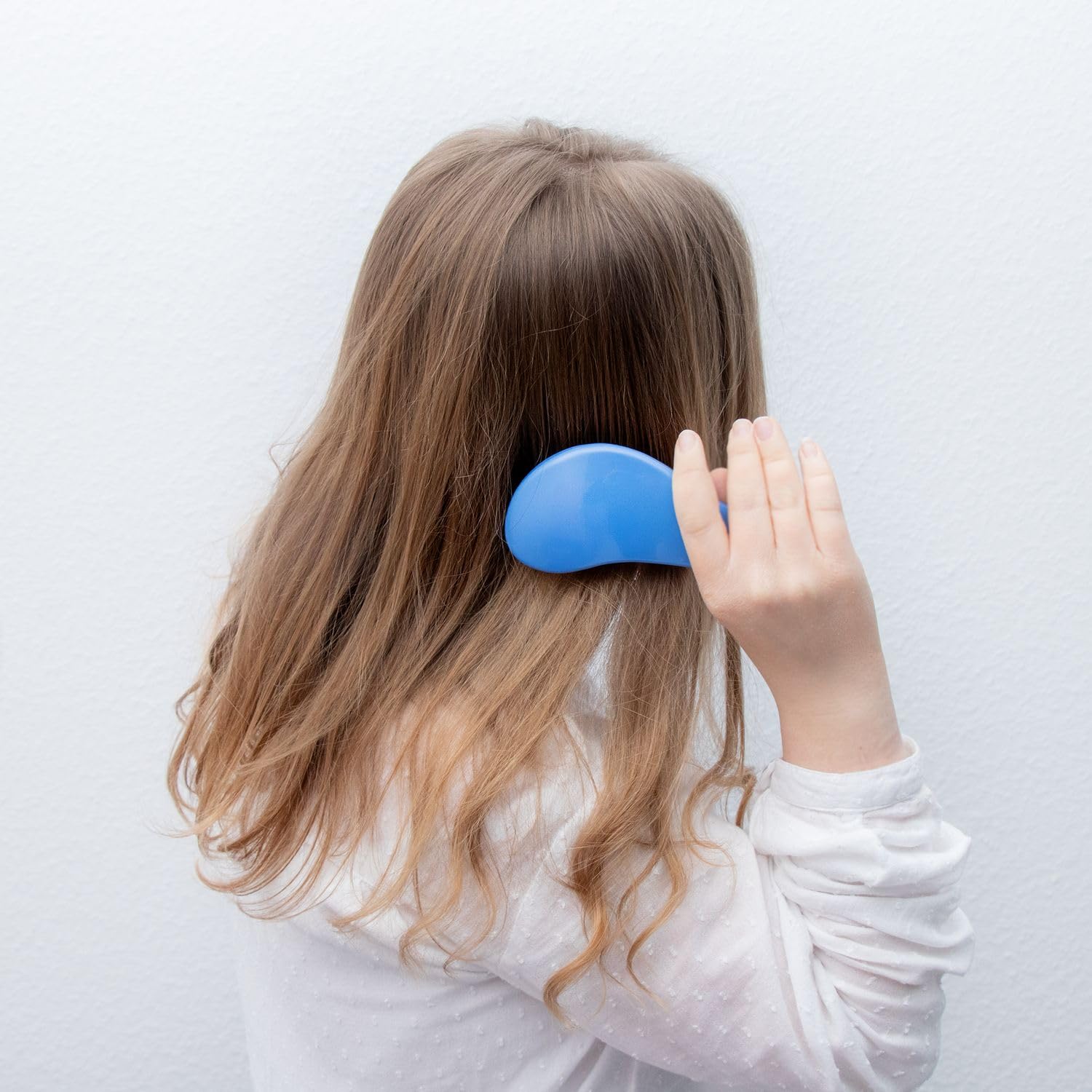 Intirilife Haarbürste Mini Blau Detangler 15 cm Reise