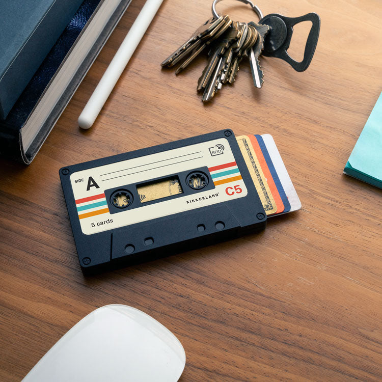 Kikkerland Home Pop-Up Kartenetui Kassette 4 Karten