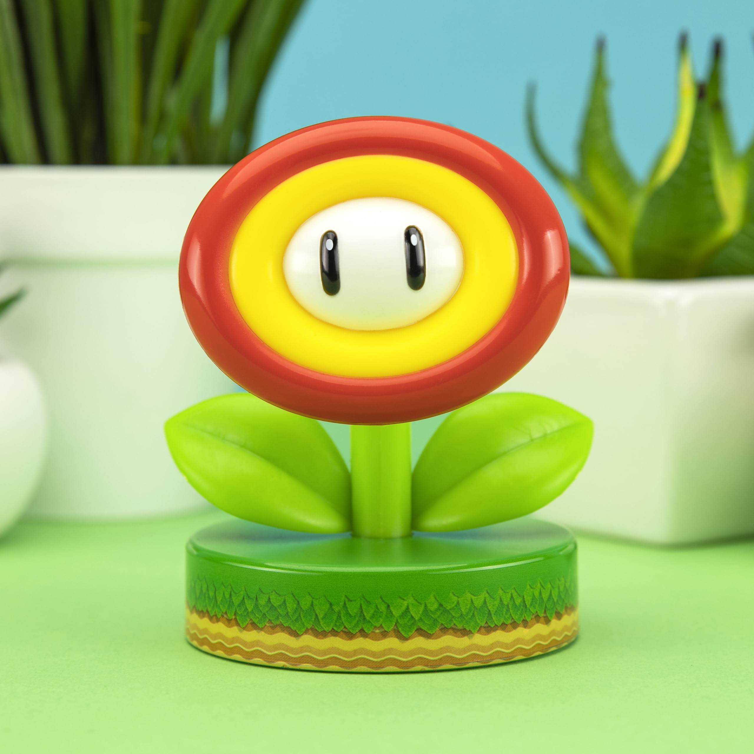 Paladone Super Mario Feuerblume Icon Licht 10 cm Batterie