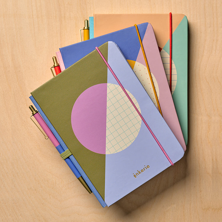 Kikkerland Inkerie Grid Mini Notizbuch A6 kariert mit Stift