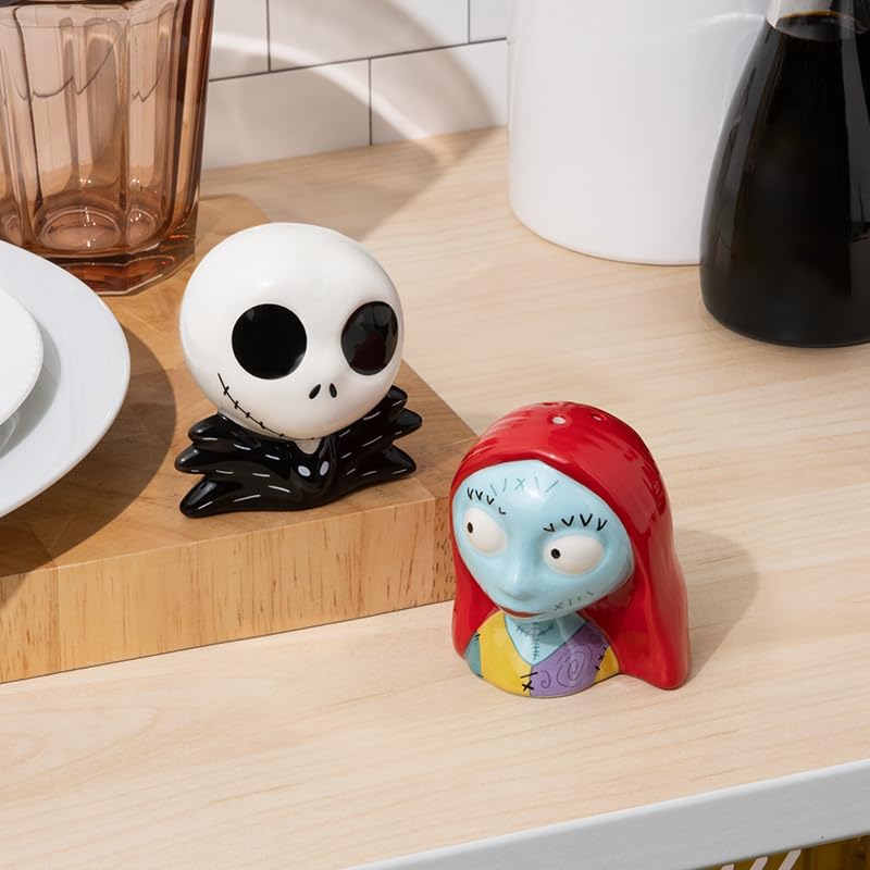 Paladone Nightmare Before Christmas Salzstreuer Jack Sally