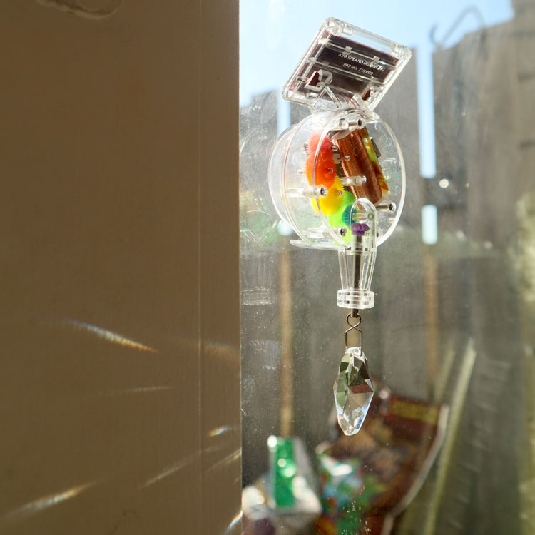 Kikkerland RainbowMaker Solar Kristall Regenbogenmacher