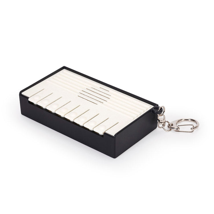 Kikkerland Home Mini Piano Schlüsselanhänger Klavier